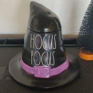 Hocus pocus cookie jar (rae dunn)